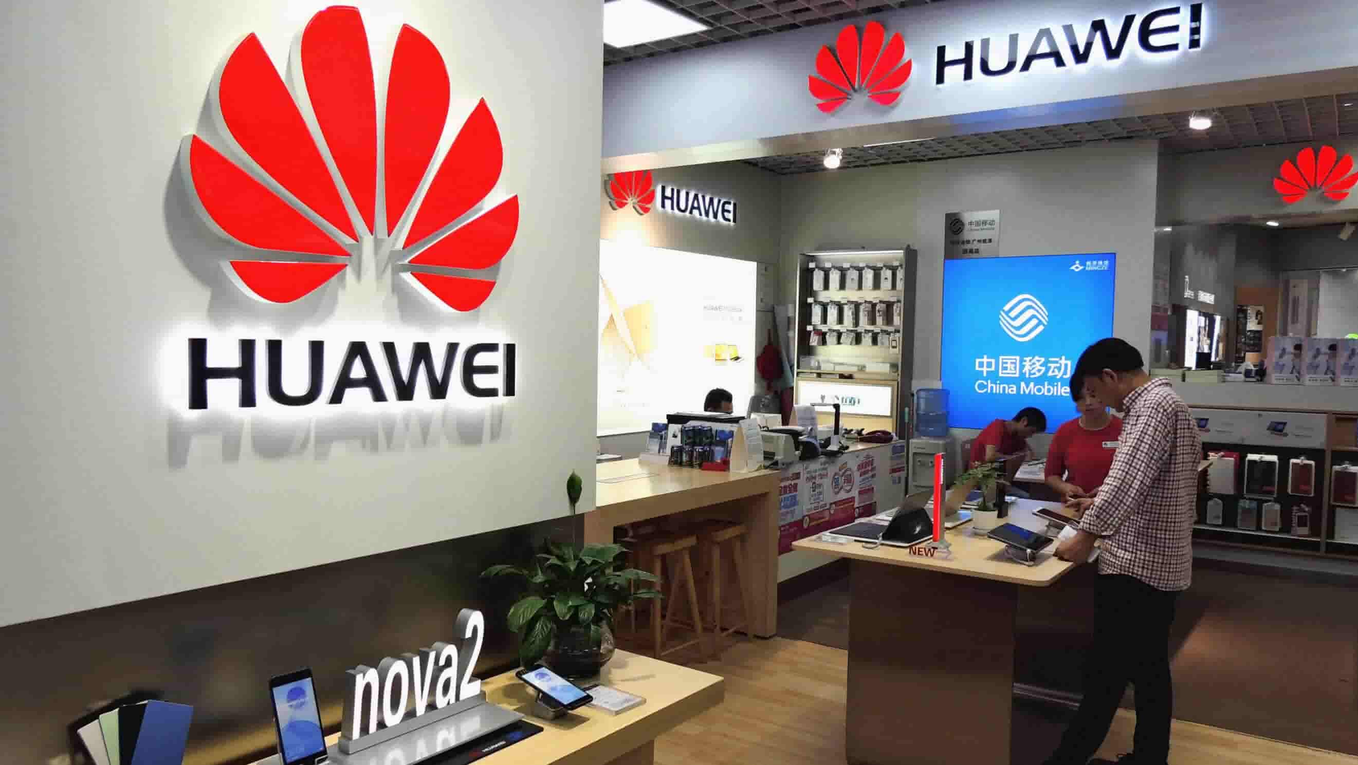 US ATTACKS CHINESE TECH FIRM HUAWEI